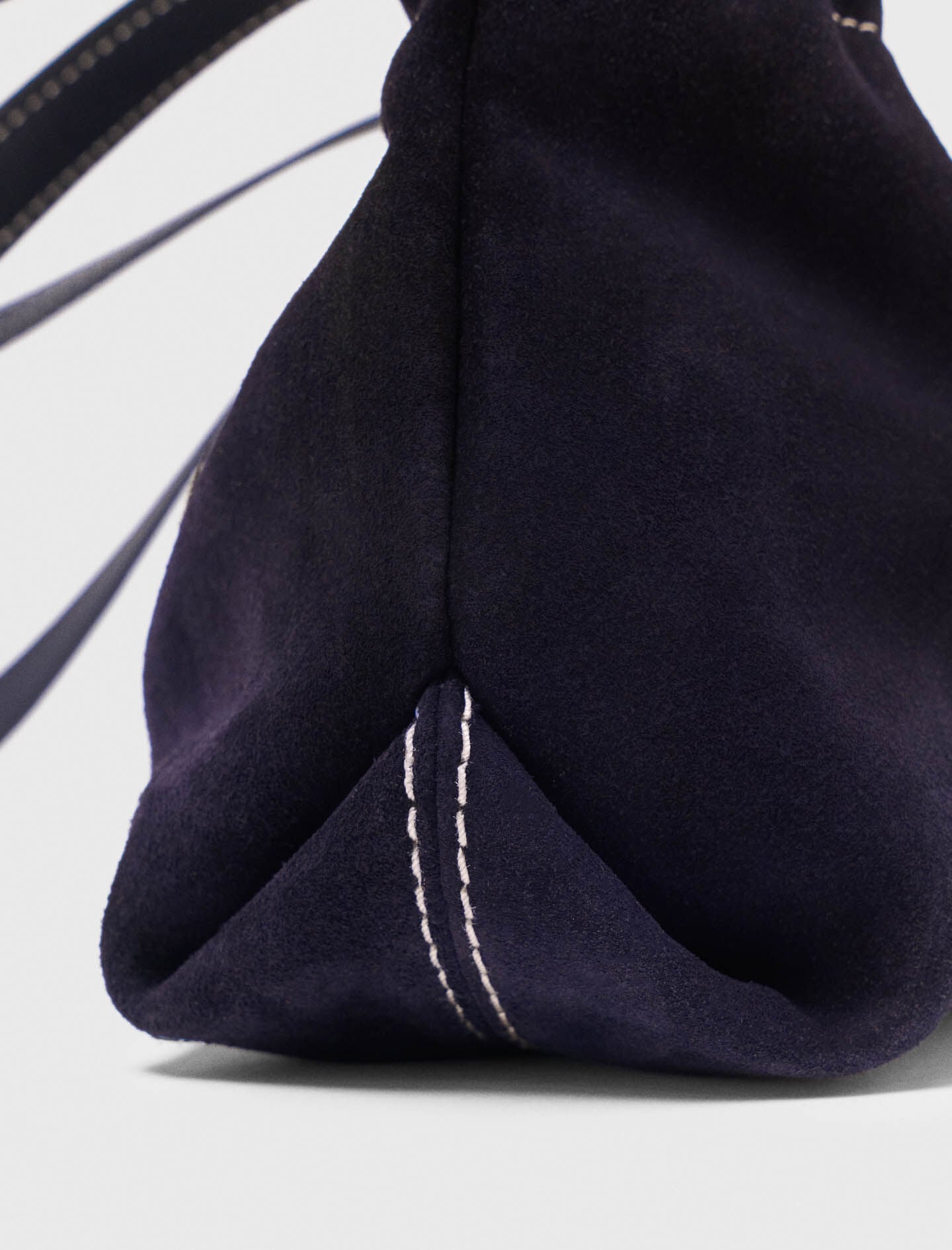 Maje Sale / Topstitched suede Milpli Gazette