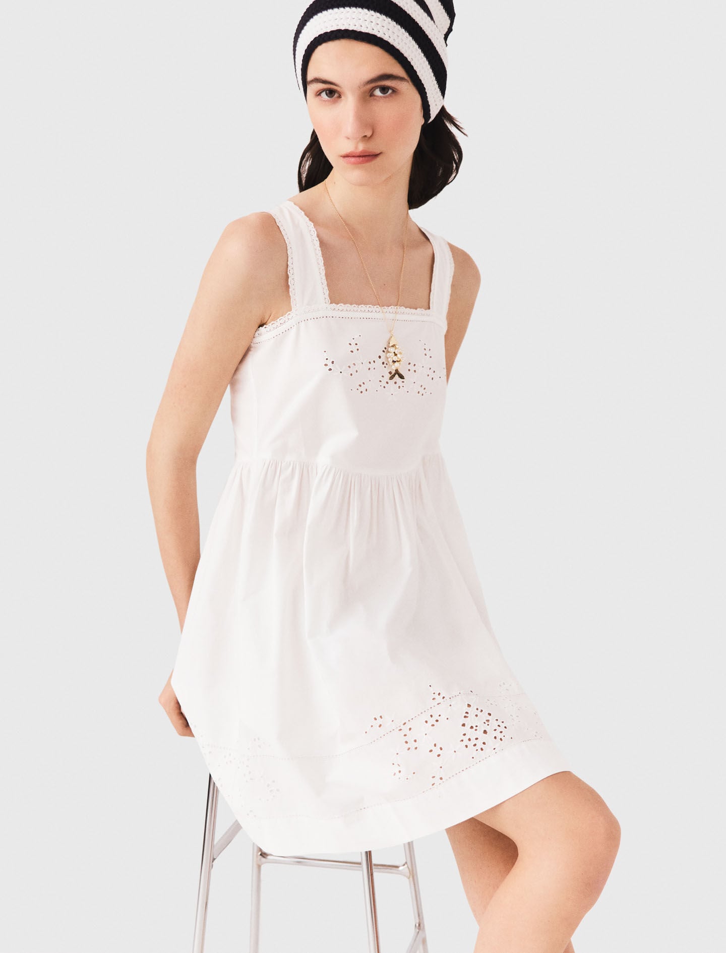 Maje Discount / Short dress with lace trim