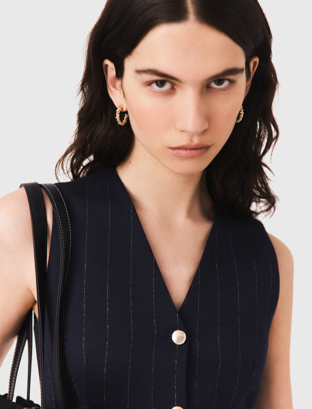Maje Online / Twisted rhinestone hoop earrings