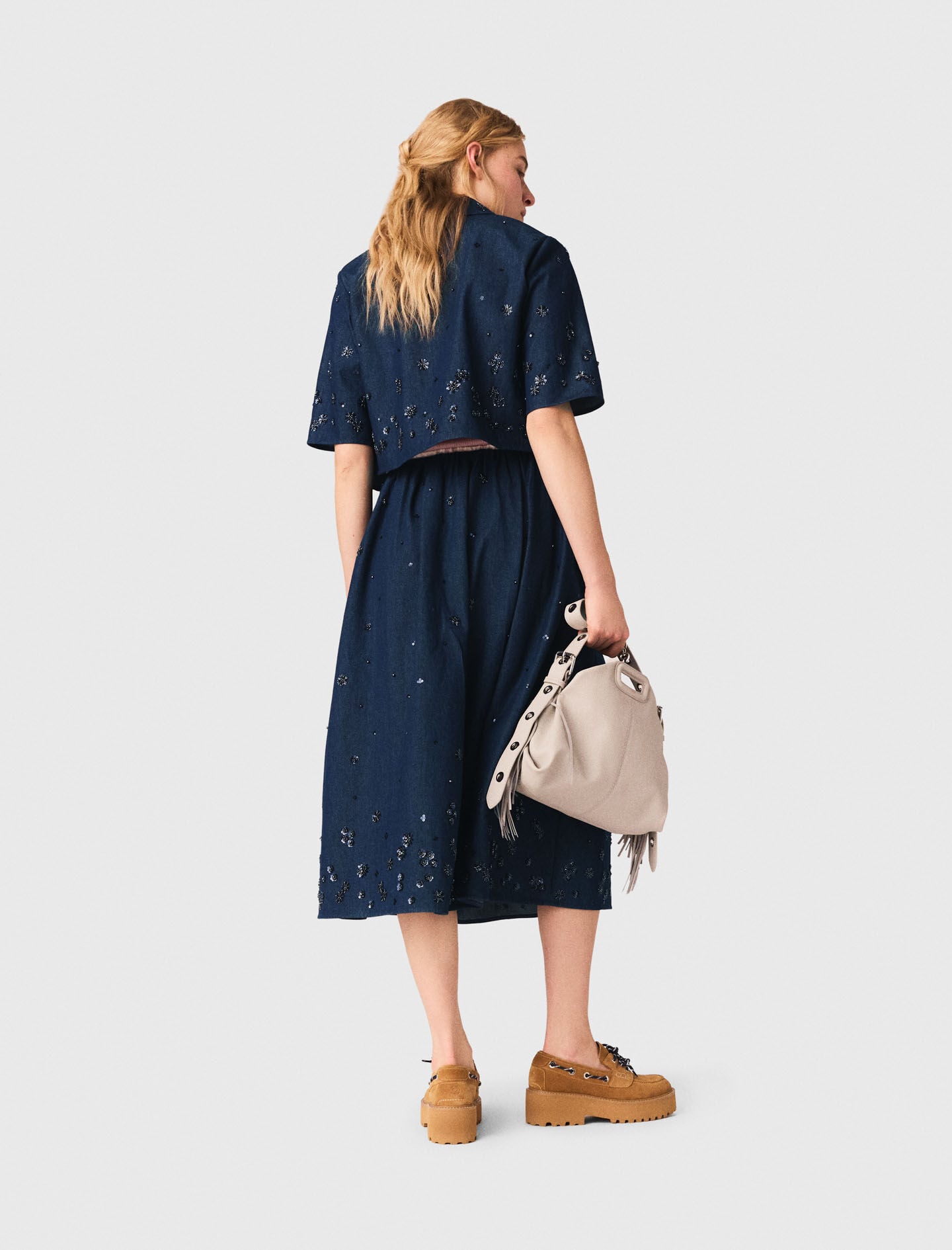 Maje Sale / Embroidered cropped denim shirt
