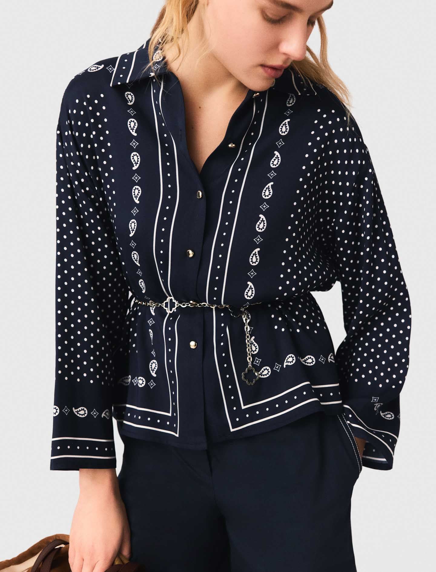Maje Shop / Flowing printed shirt