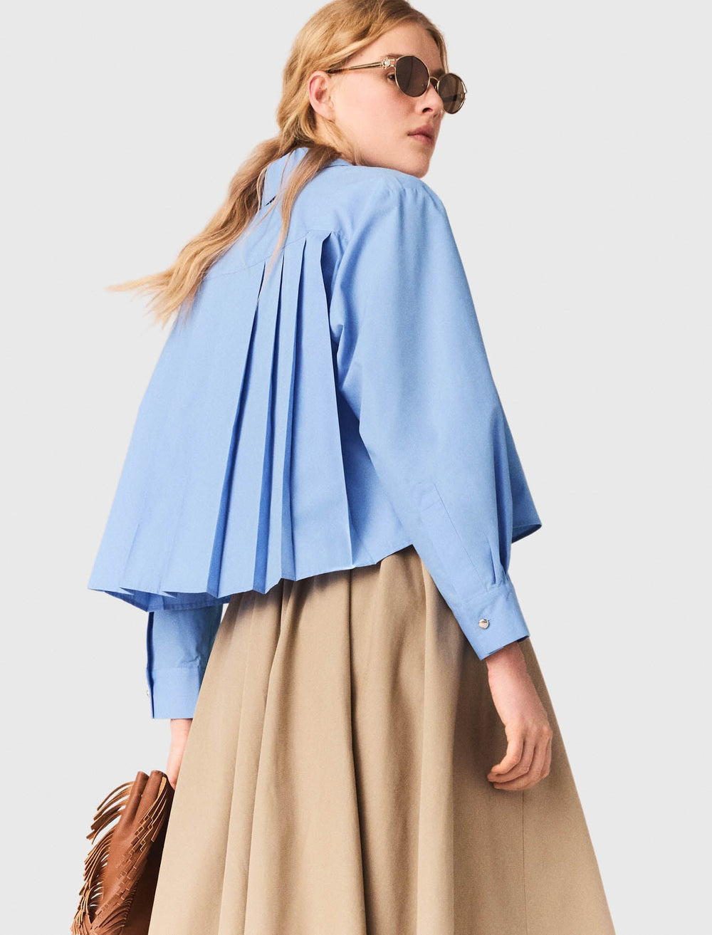Maje On Sale / Embroidered shirt with pleated back