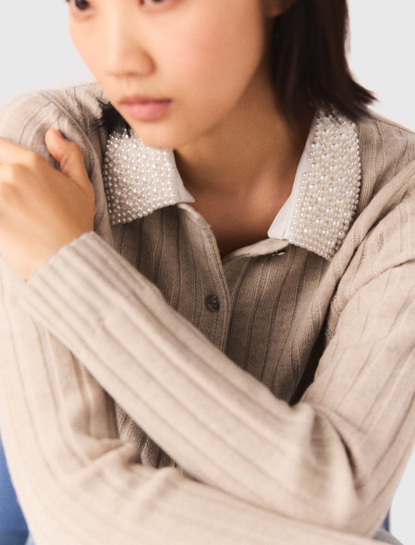 Maje Outlet / Cardigan with removable pearl collar