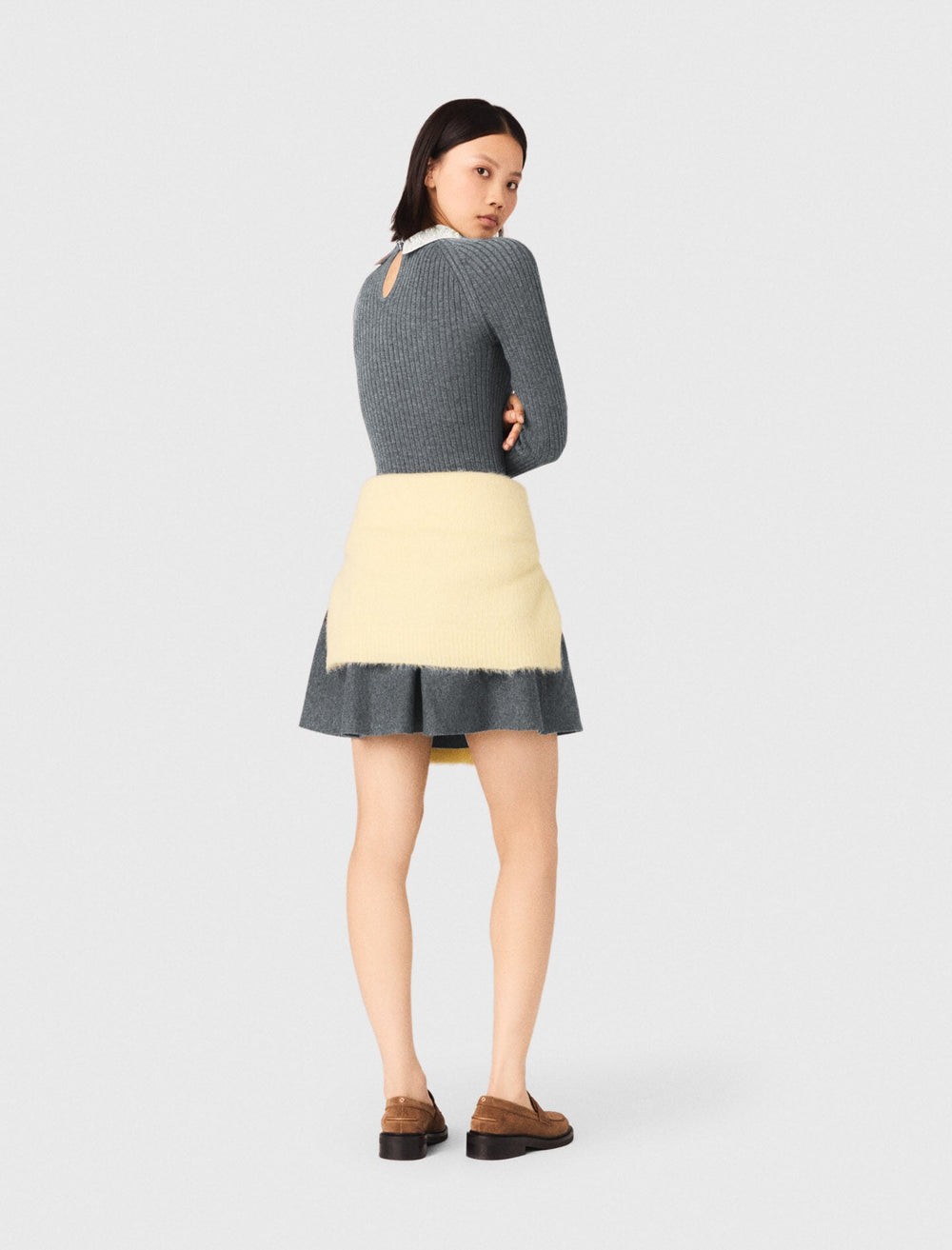 Maje Outlet / Beaded-collar short knit dress