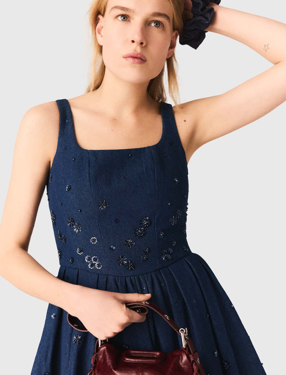 Maje Discount / Flared embroidered denim dress