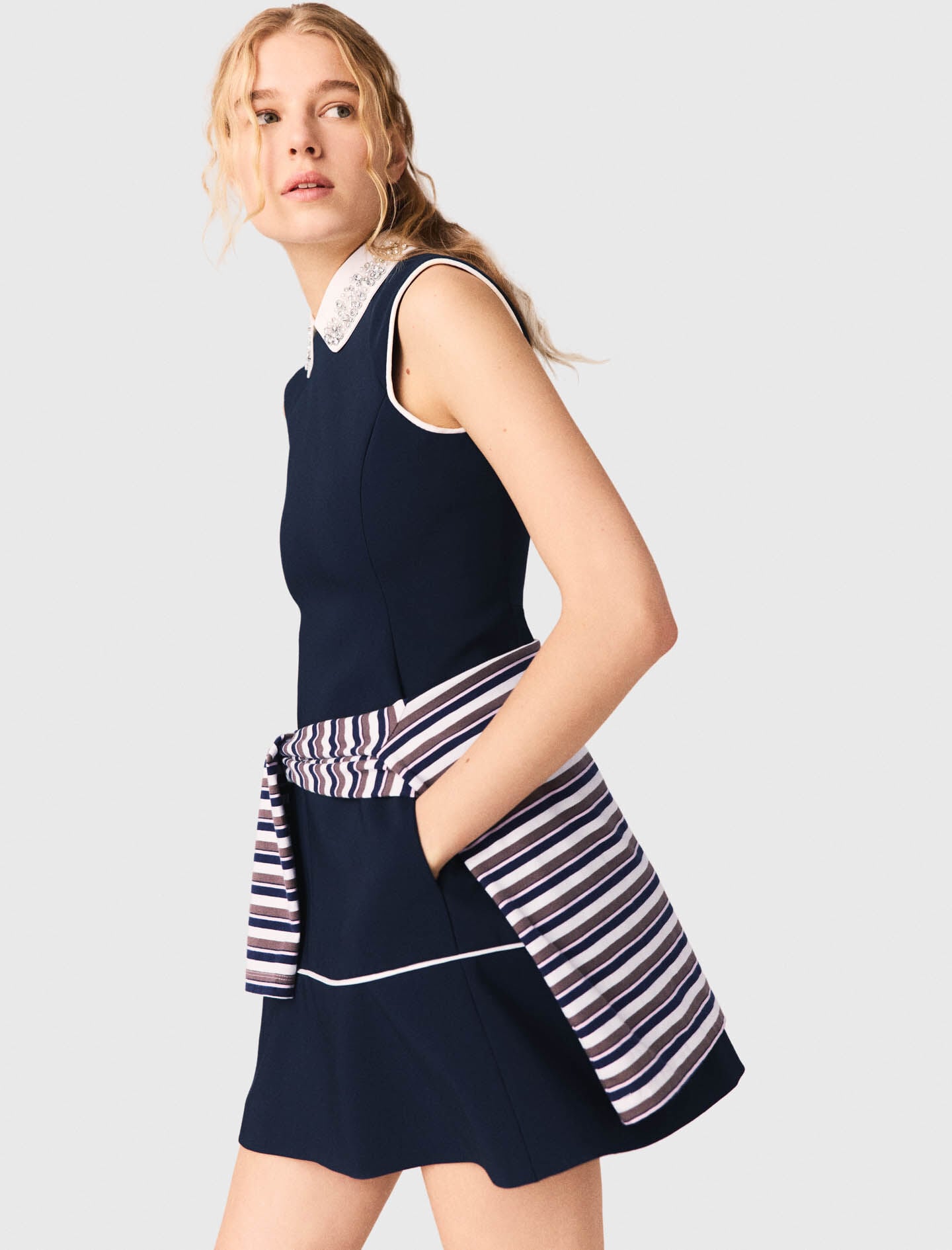 Maje Outlet / Flared dress with contrast trim