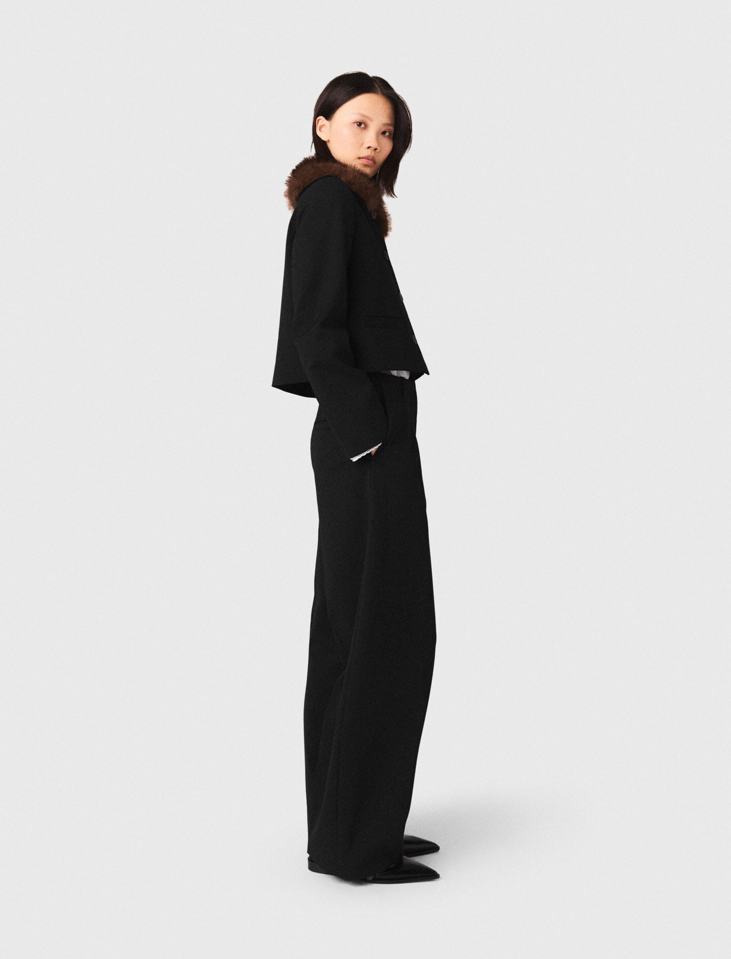 Maje Shop / Cropped jacket with removable fur collar
