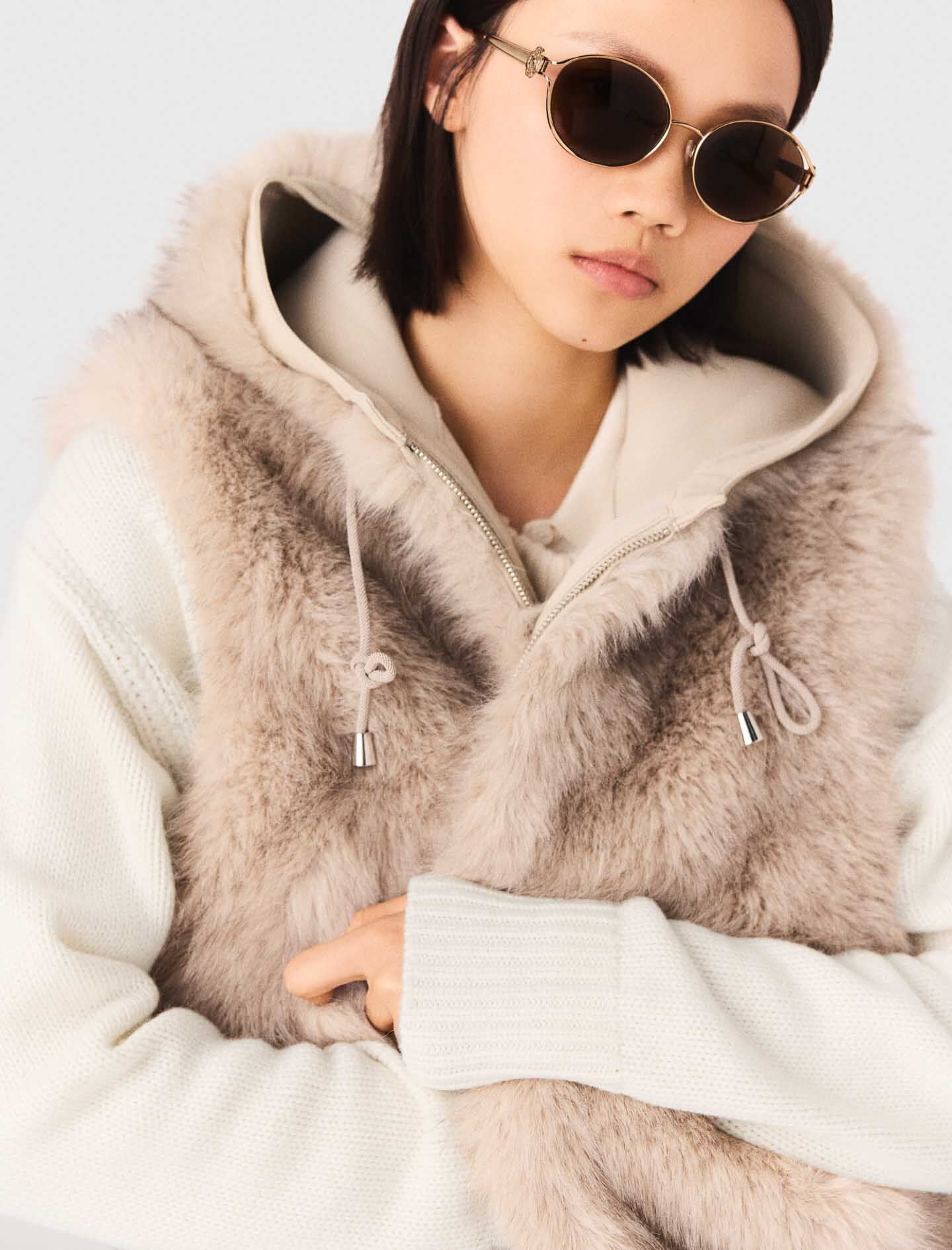 Maje Outlet / Short faux fur jacket
