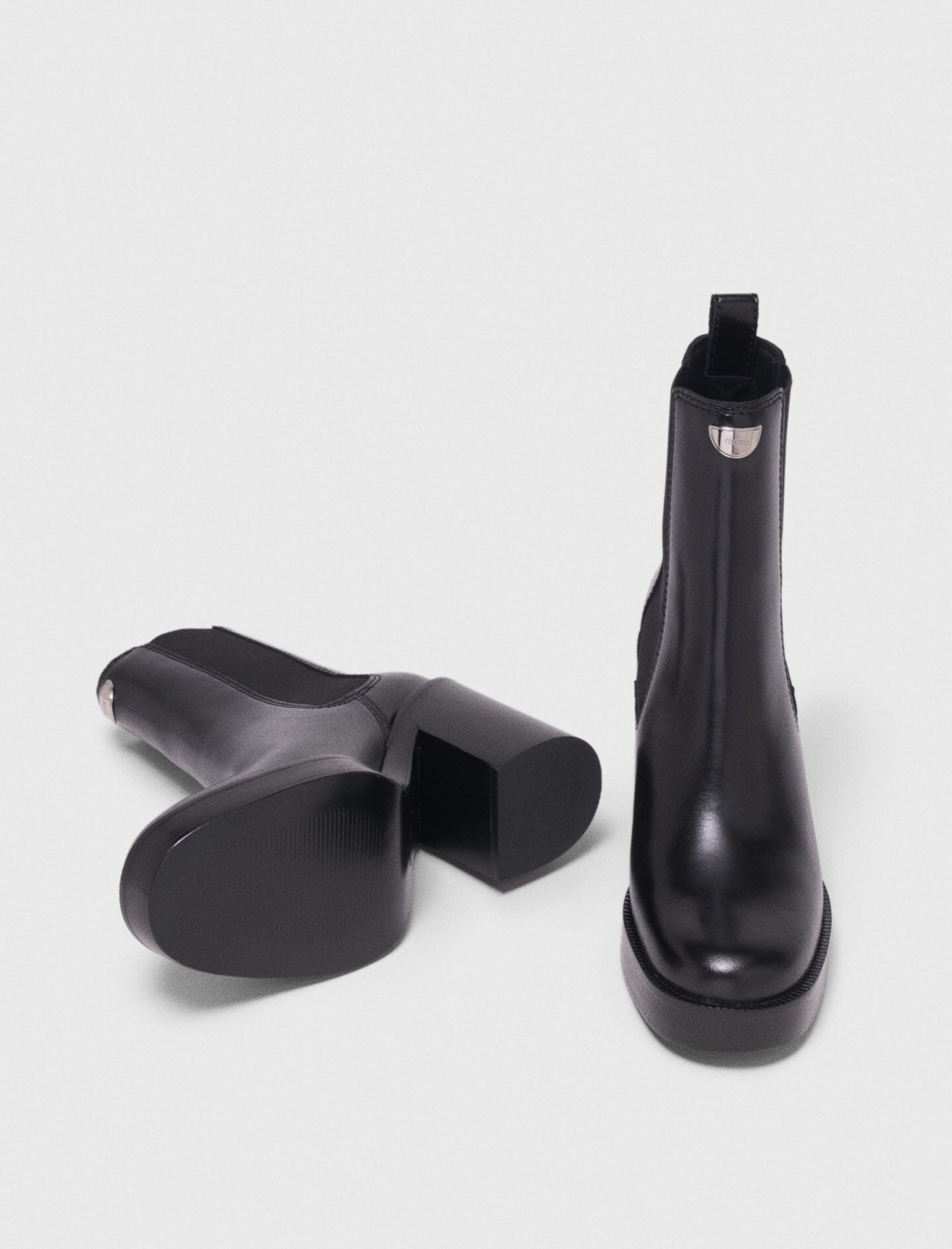 Maje Sale / Heeled leather chelsea boot