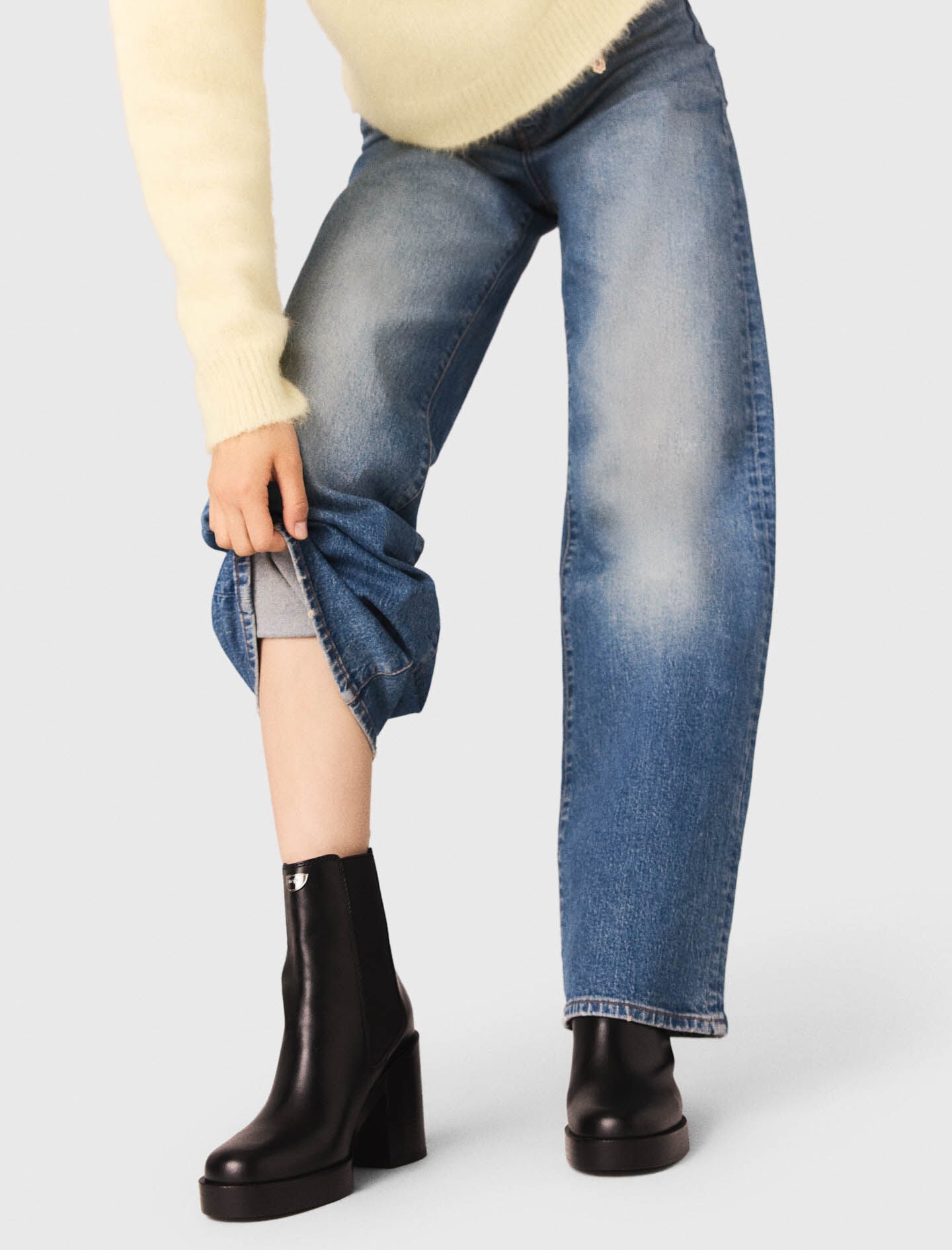 Maje Sale / Heeled leather chelsea boot