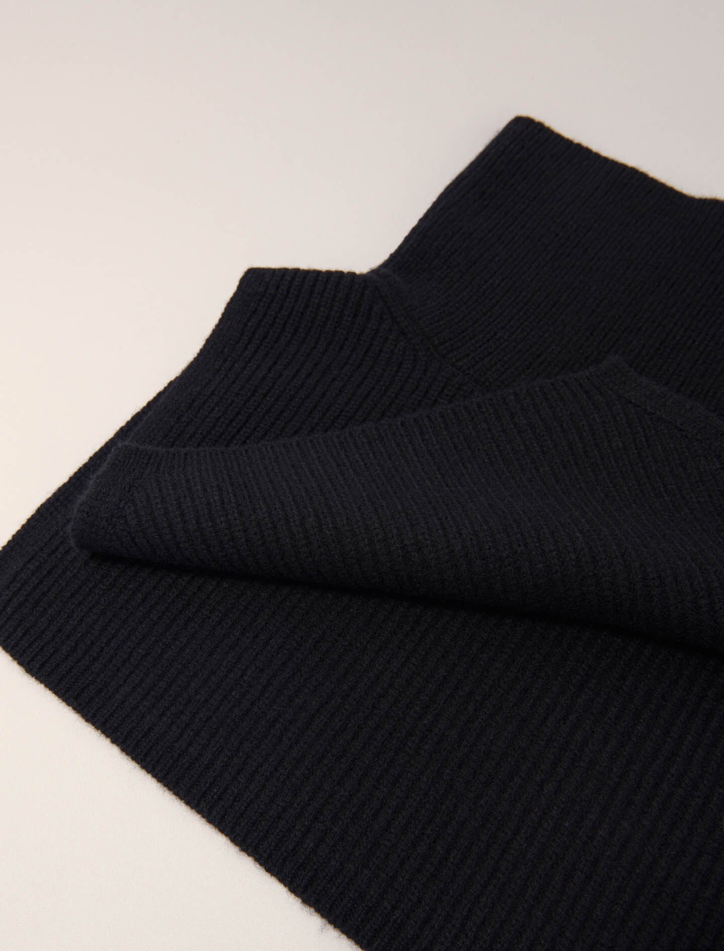 Maje Discount / Button-up wool mix collar wrap